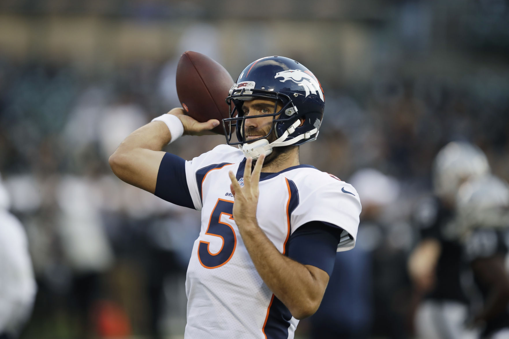 Broncos Raiders Football
